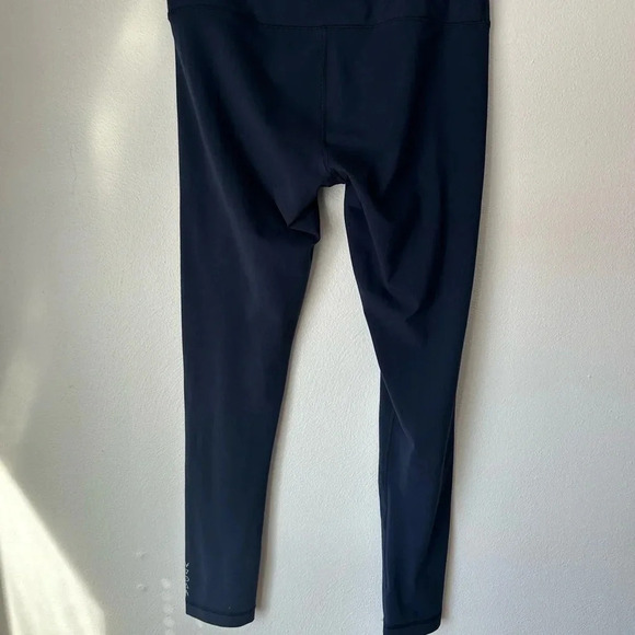 Form Active Athletic Leggings (M) - Picture 4 of 7